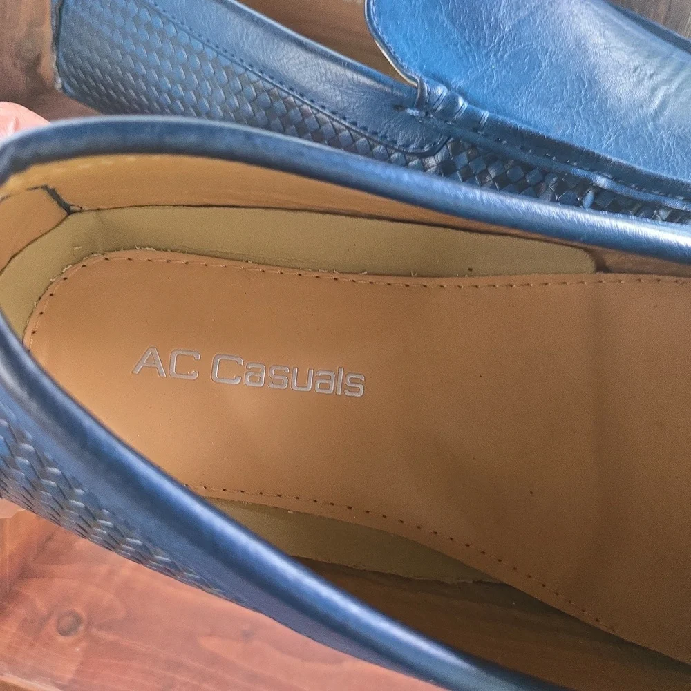 AC Casuals Turquoise Vegan Driving Loafer Size 13